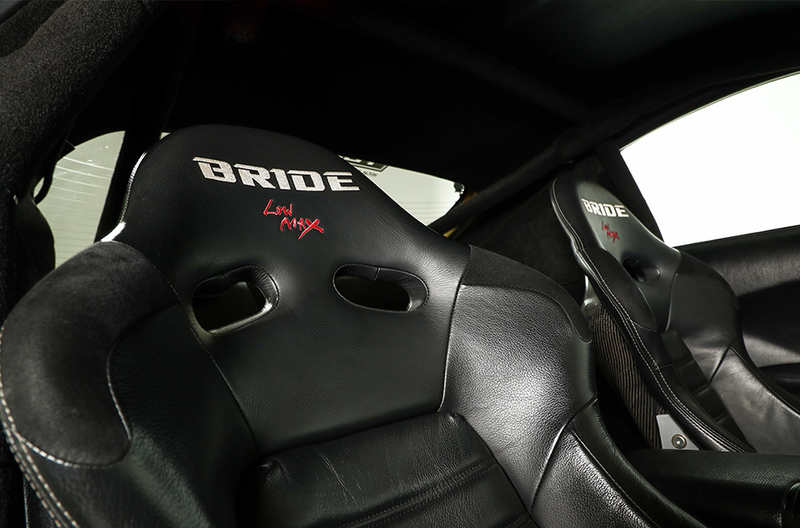 Illustration for article titled This V12, 222-MPH Monster Of A Toyota Supra Is Up For Auction Soon